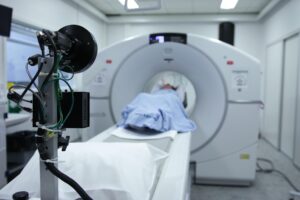 Tomografia komputerowa – czym jest i kiedy się ją wykonuje?