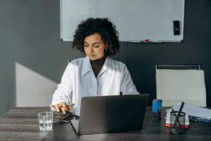 Czy recepta online jest legalna – co mówi prawo i jak działa e-recepta w Polsce
